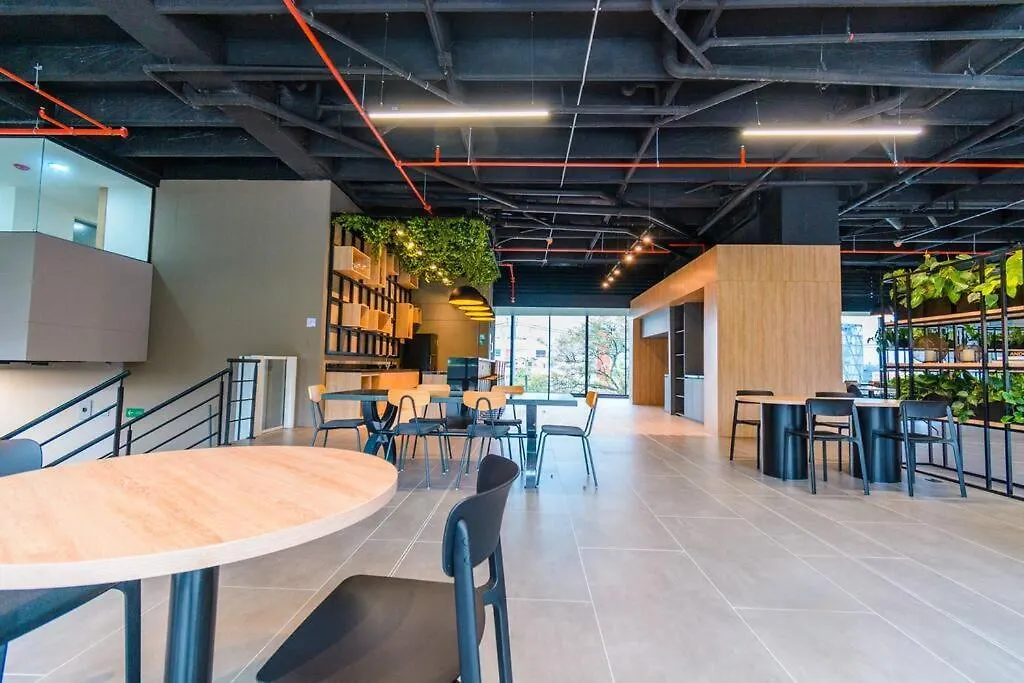 Apartment Hermosa Suite Cowork - Gym-Wifi El Poblado Medellin