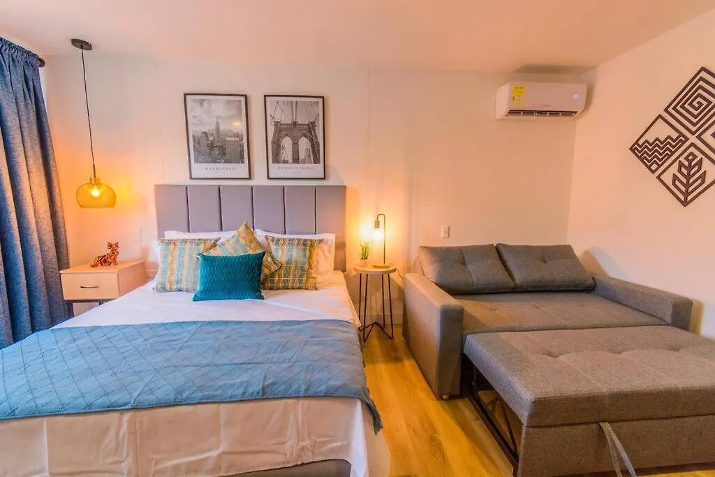 Hermosa Suite Cowork - Gym-Wifi El Poblado Medellin Apartment
