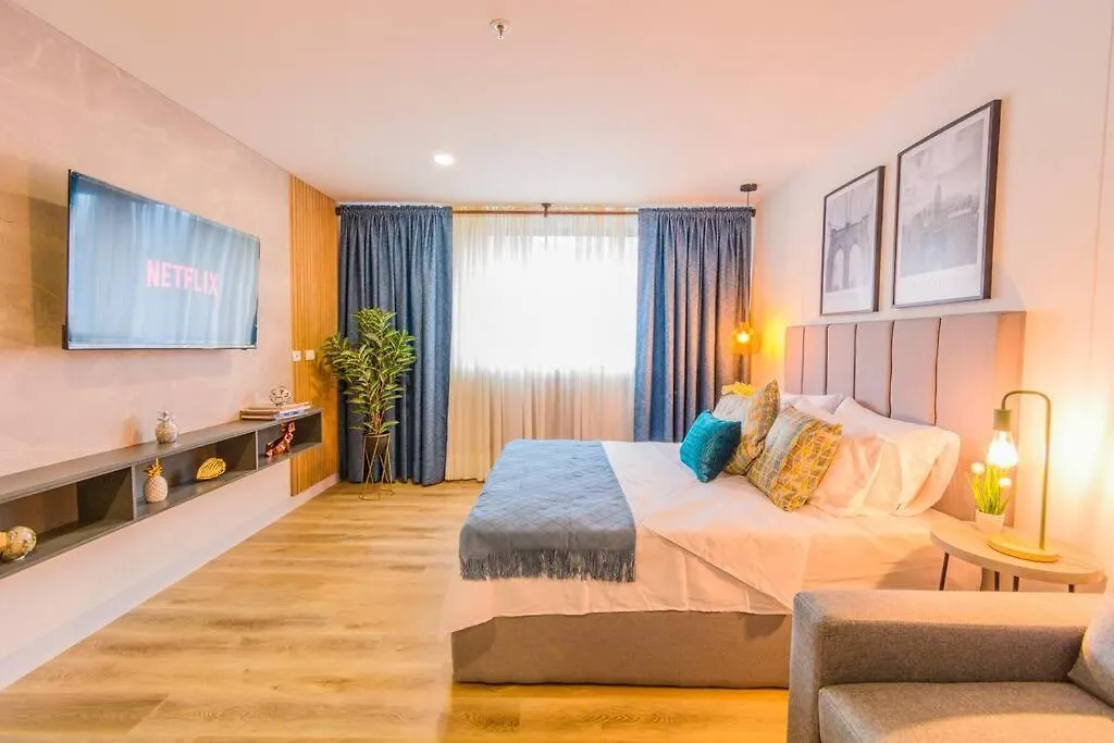 Hermosa Suite Cowork - Gym-Wifi El Poblado Medellin