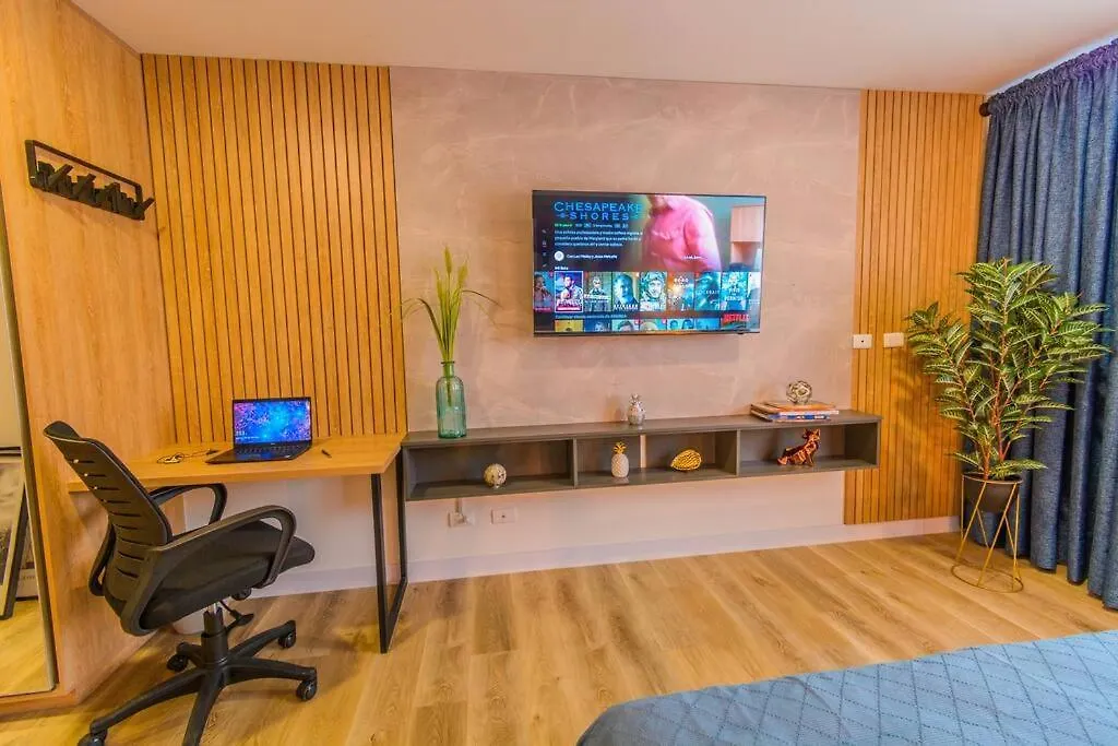 Hermosa Suite Cowork - Gym-Wifi El Poblado Medellin 0*,