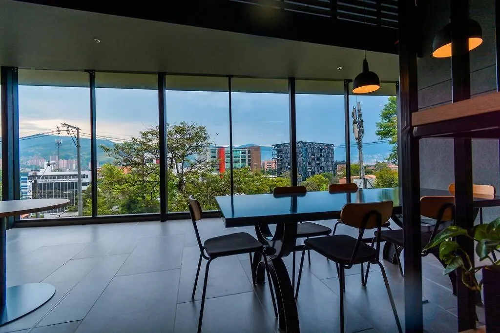 Hermosa Suite Cowork - Gym-Wifi El Poblado Medellin Apartment
