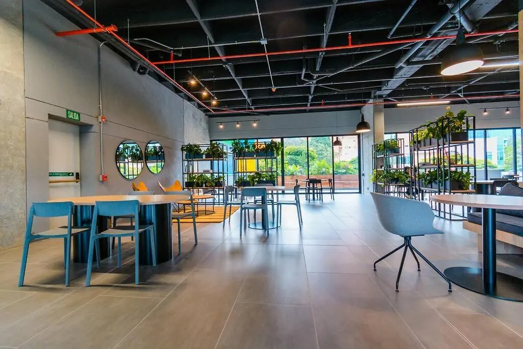 Hermosa Suite Cowork - Gym-Wifi El Poblado Medellin