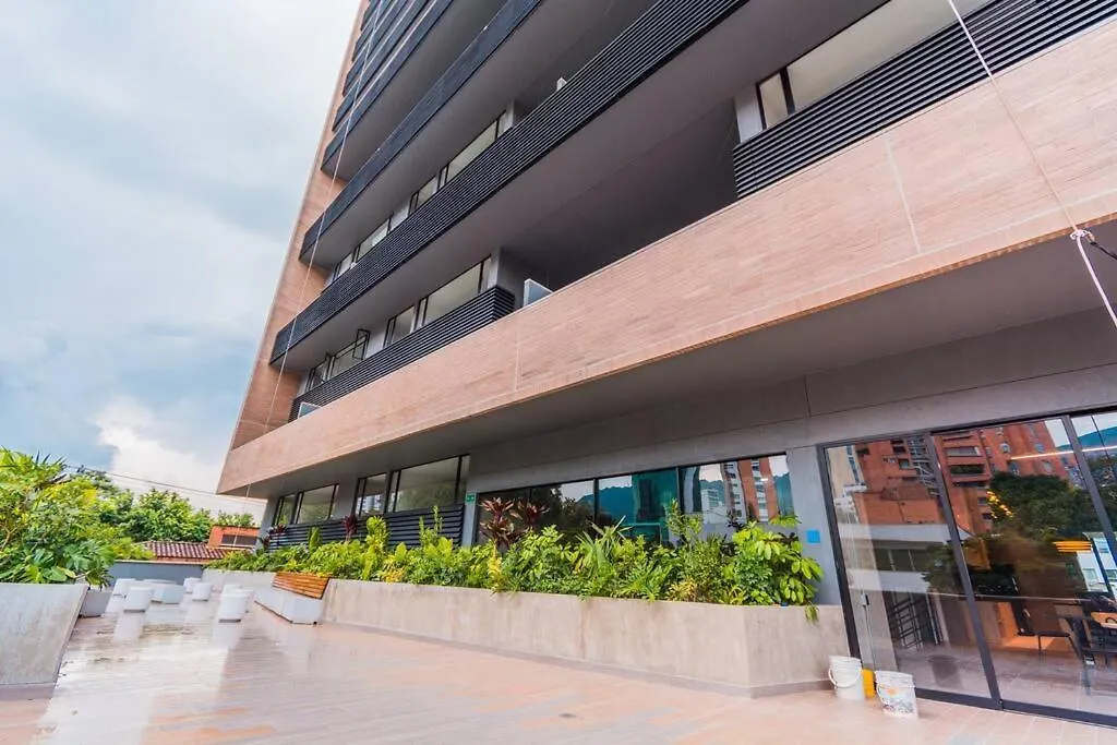 Hermosa Suite Cowork - Gym-Wifi El Poblado Medellin Colombia