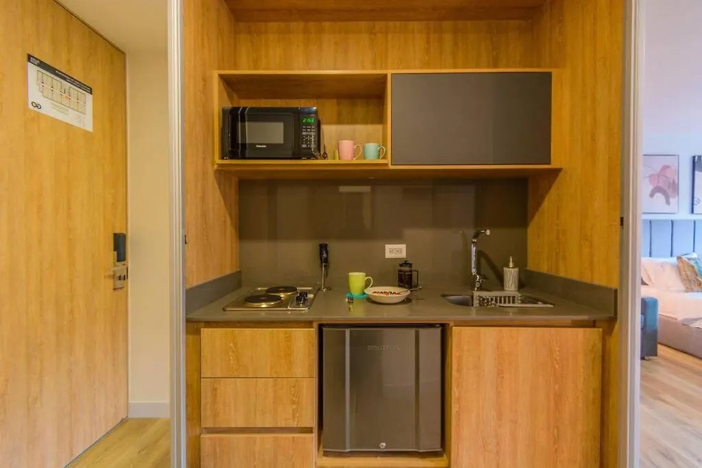 Hermosa Suite Cowork - Gym-Wifi El Poblado Medellín Colombia